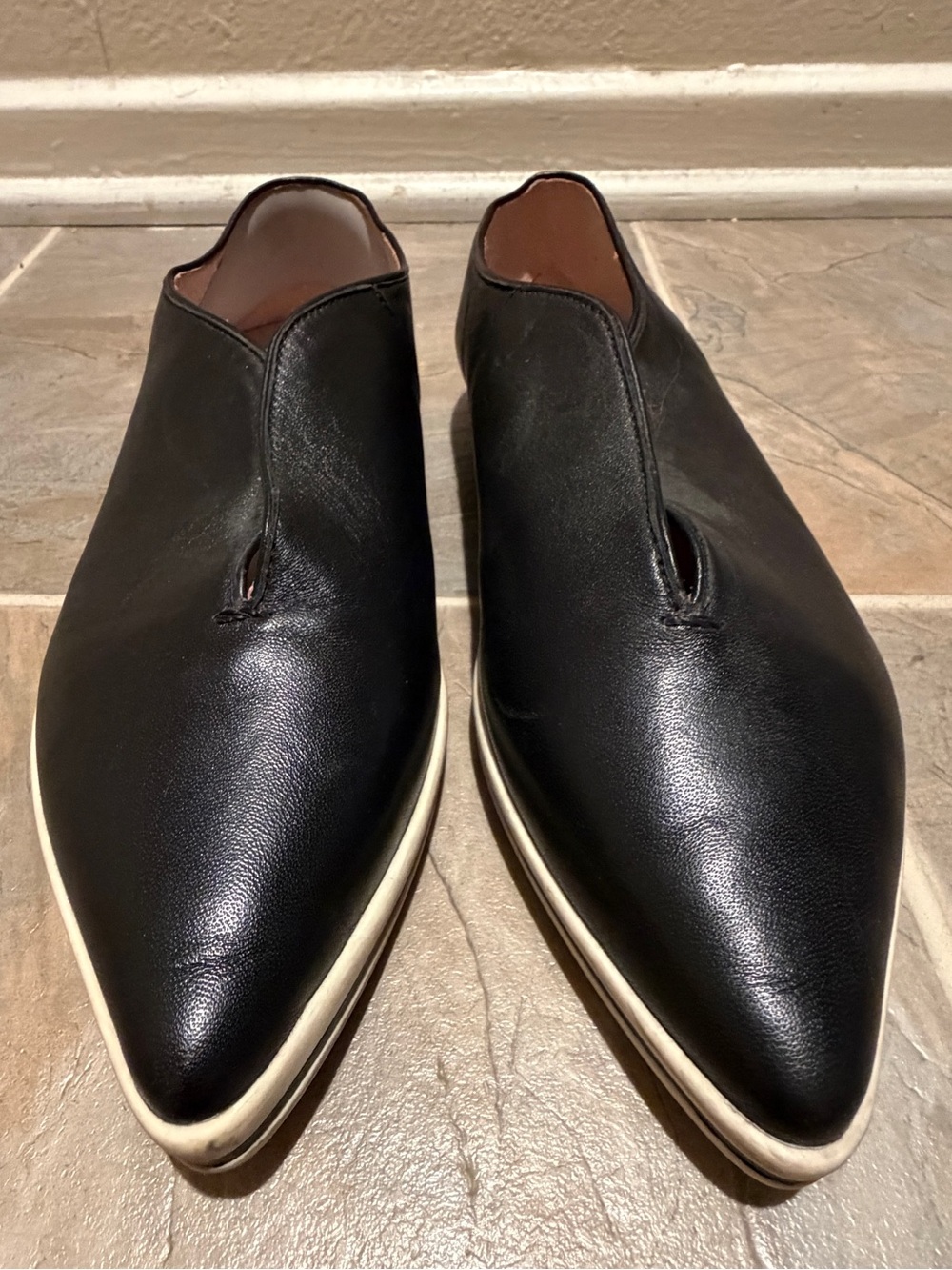 James Chan Black Leather Slip-On sneakers
